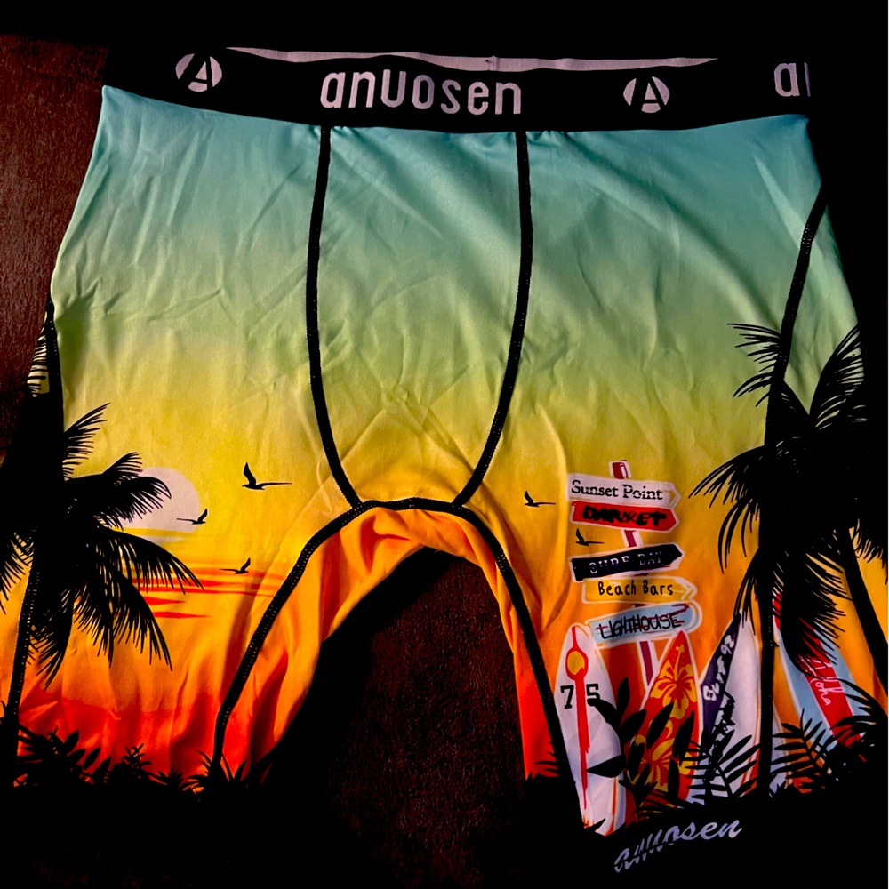 Men’s graphic design underwear size large
